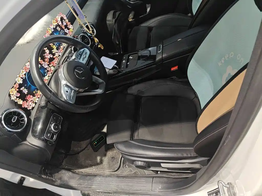 Mercedes-Benz A-Class 2020 A 180 L Sports Sedan купить на сайте DeffCars