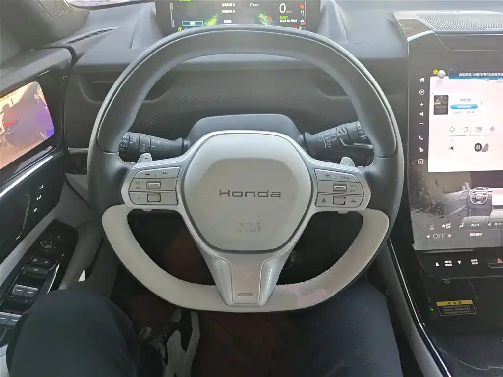 Guangqi Honda P7 2025 four-wheel drive long range Max купить на сайте DeffCars