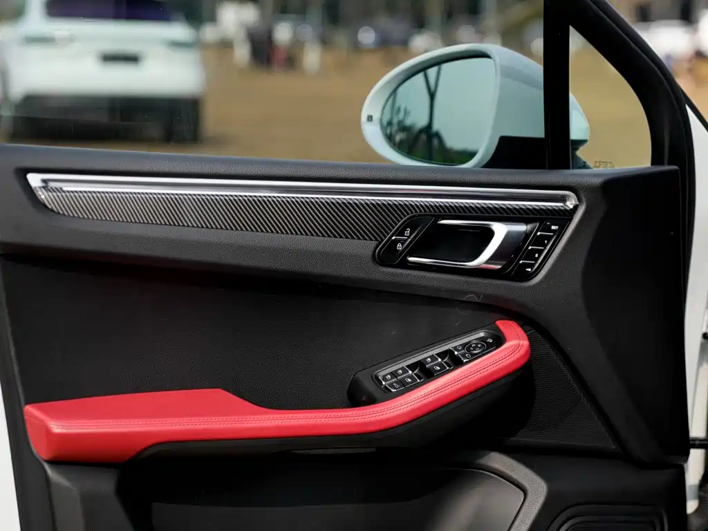 Macan 2020 Macan 2.0T купить на сайте DeffCars