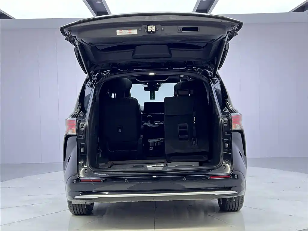 SIENNA 2021 2.5L Hybrid Platinum Edition купить на сайте DeffCars