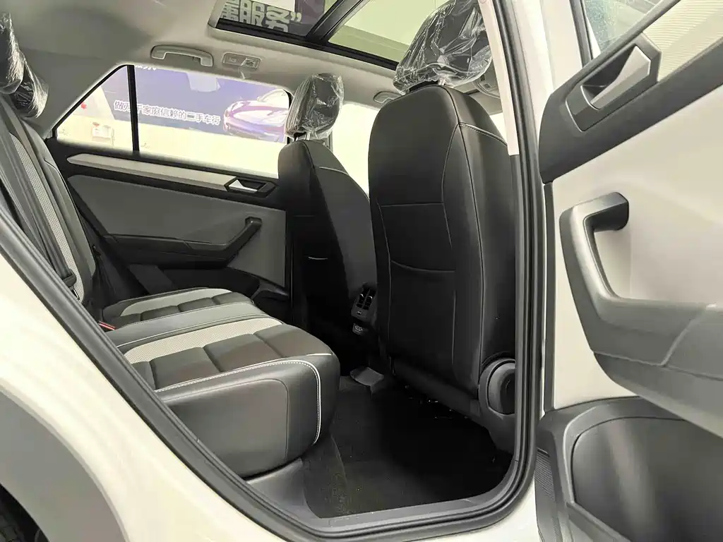 T-ROC 2025 model 2 facelift 280TSI DSG two-wheel drive time version купить на сайте DeffCars