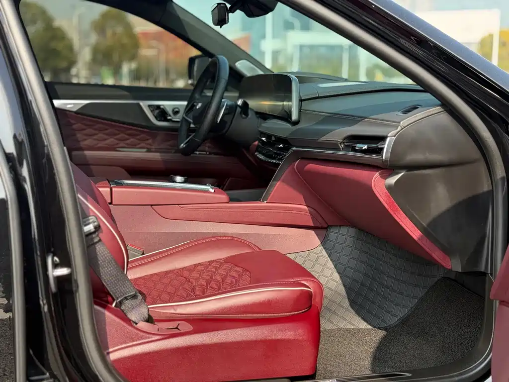 Cadillac CT6 2023 28T Platinum Type купить на сайте DeffCars