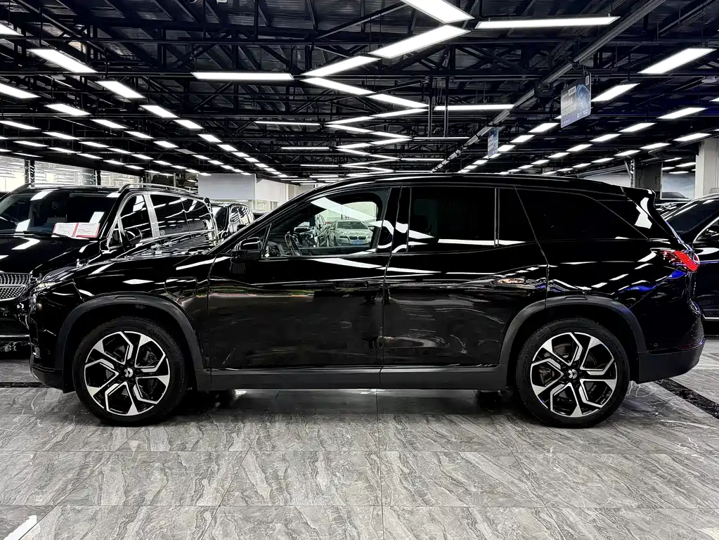 NIO ES8 2020 580KM six-seater version купить на сайте DeffCars