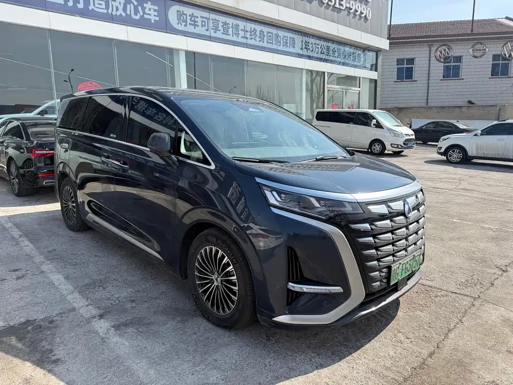 Denza D9 2022 DM-i 1040 Premium Type купить на сайте DeffCars