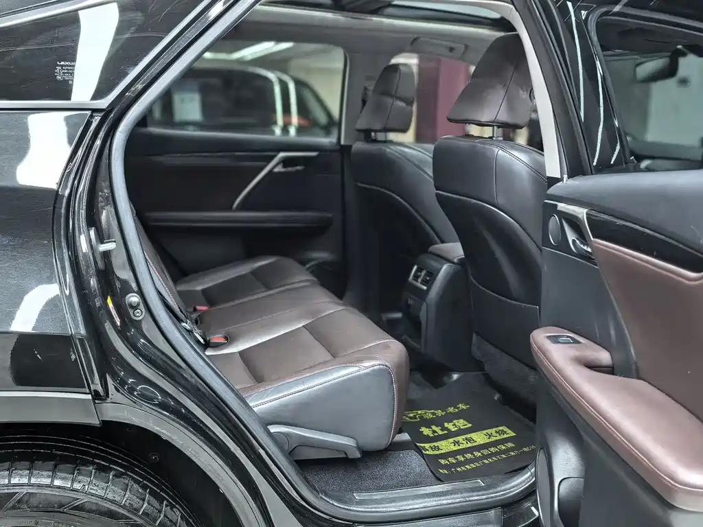 Lexus RX 2016 300 four-wheel drive elegant version National V купить на сайте DeffCars