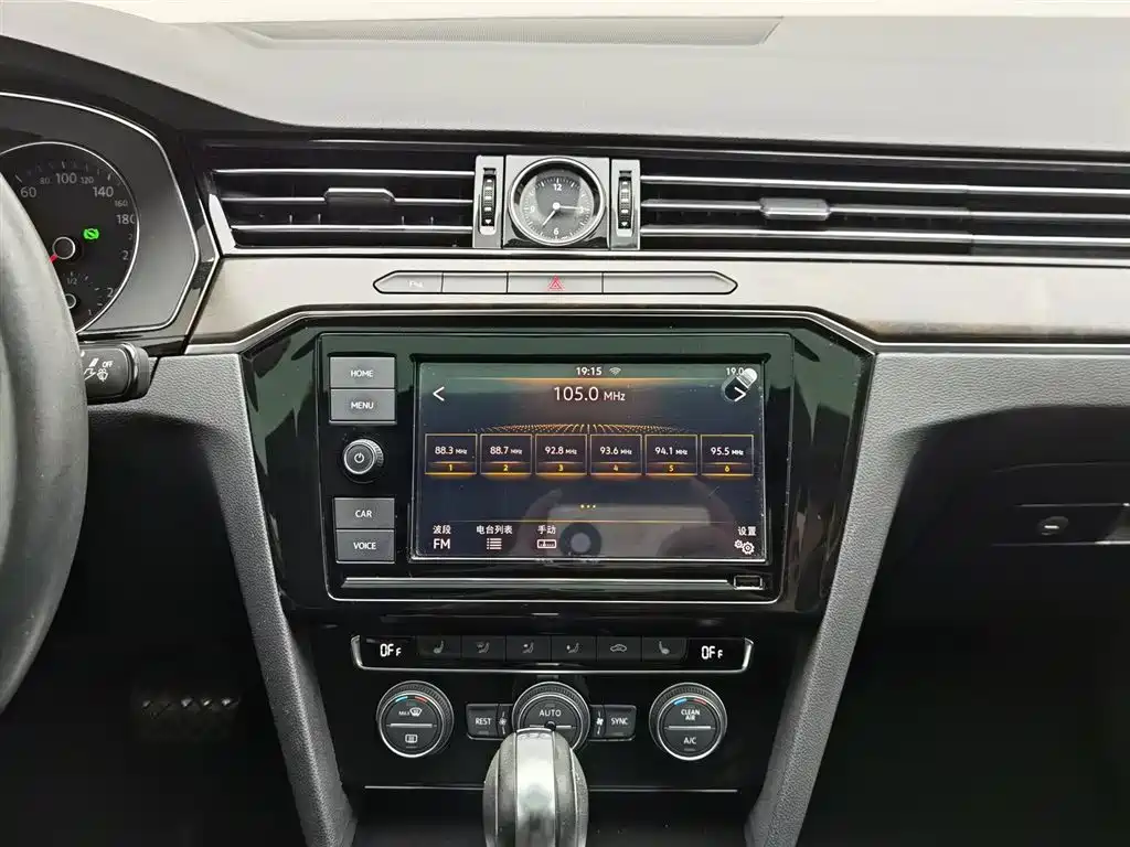 Magotan 2019 330TSI DSG luxury model National VI купить на сайте DeffCars