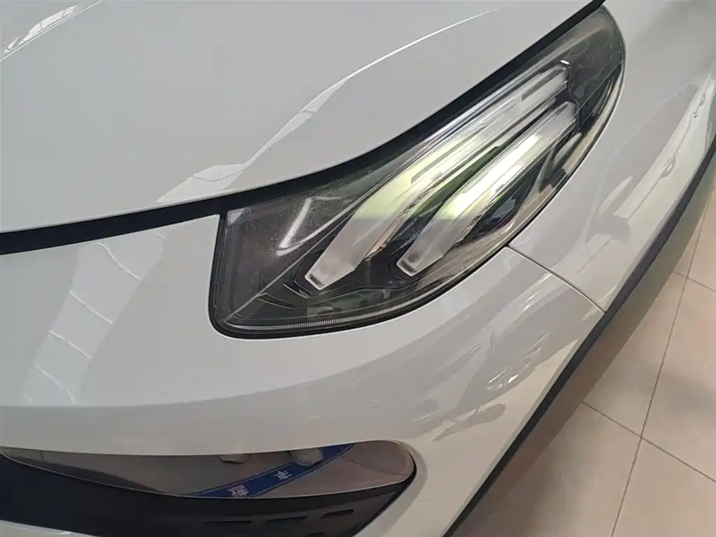 Lynk & Co 02 2018 2.0T DCT four-wheel drive Pro version National V купить на сайте DeffCars