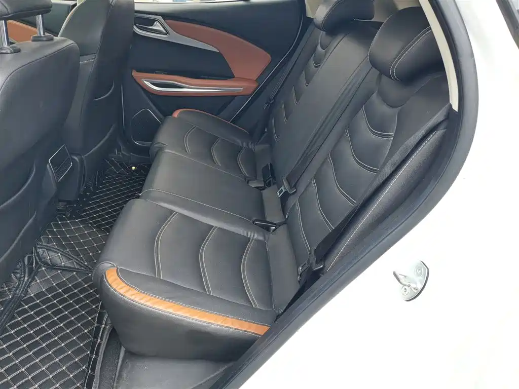Zotye T300 2017 1.5L Manual Exclusive Type купить на сайте DeffCars