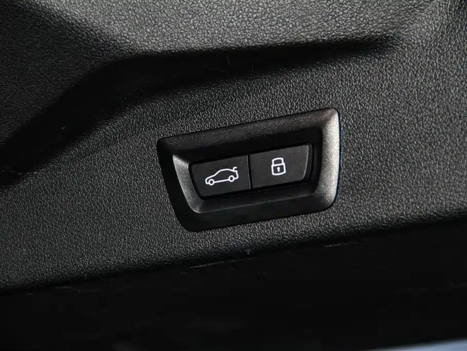 BMW X5 2023 xDrive 30Li Exclusive M Sports Night Package купить на сайте DeffCars
