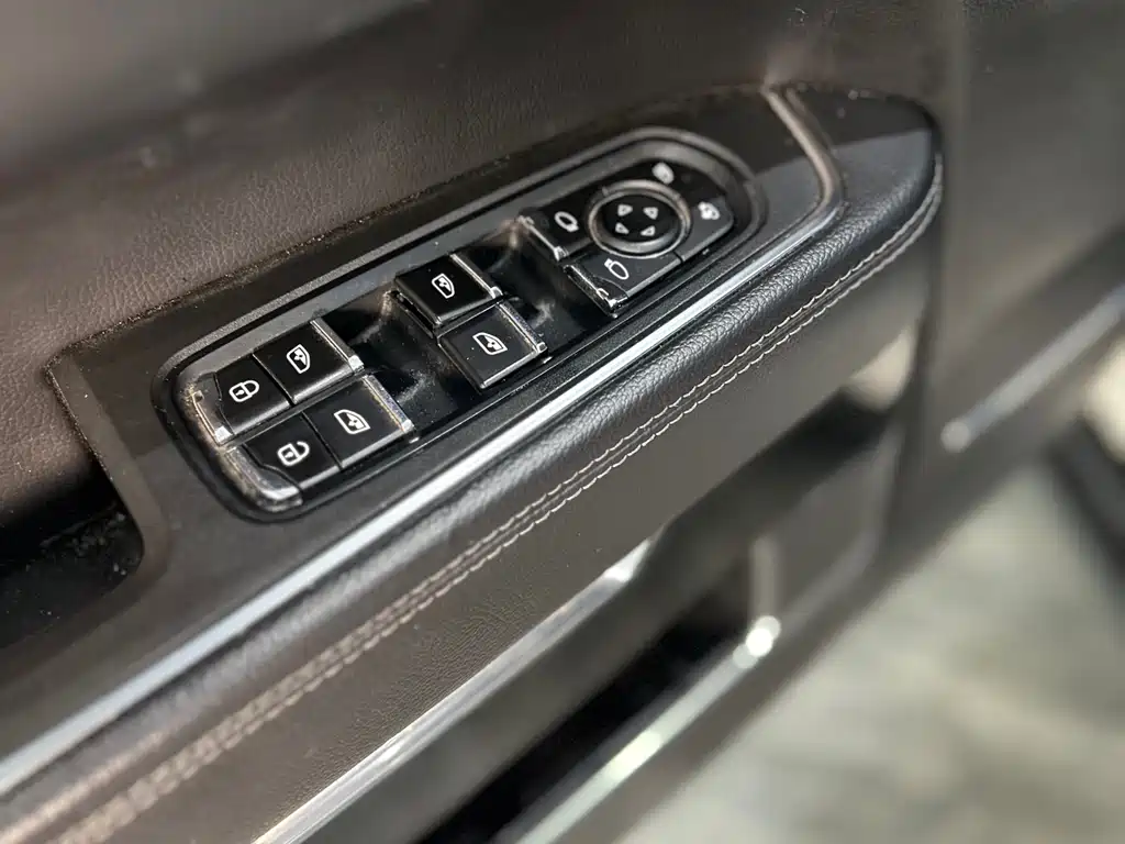 Zotye T700 2017 1.8T Manual Exclusive Type купить на сайте DeffCars