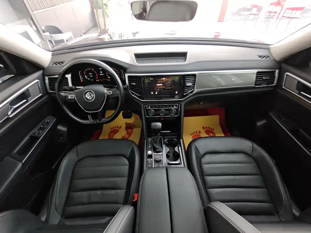 Touron 2020 facelift 380TSI four-wheel drive luxury version купить на сайте DeffCars