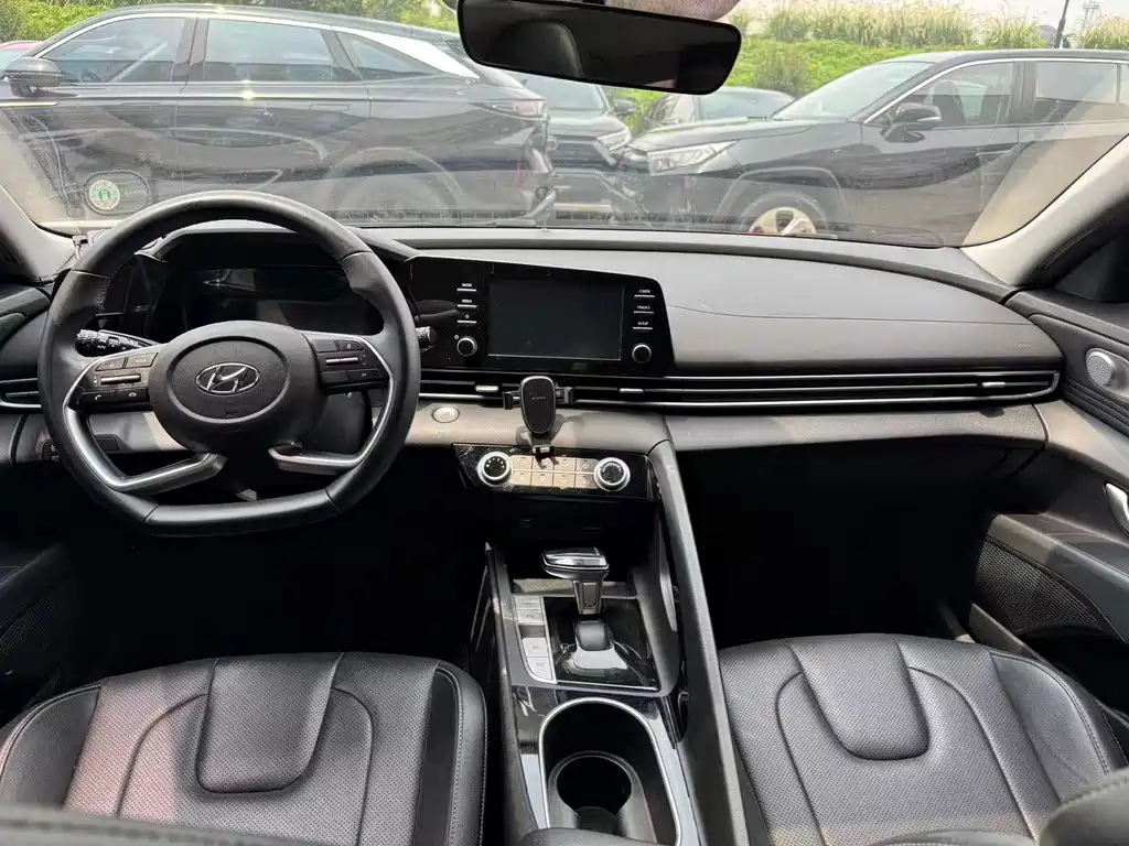 Elantra 2021 240TGDi DCT GLX Elite Edition купить на сайте DeffCars
