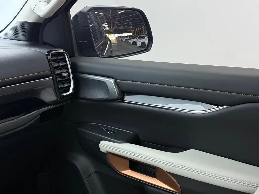 Ranger 2023 Explorer 4WD automatic version gasoline купить на сайте DeffCars