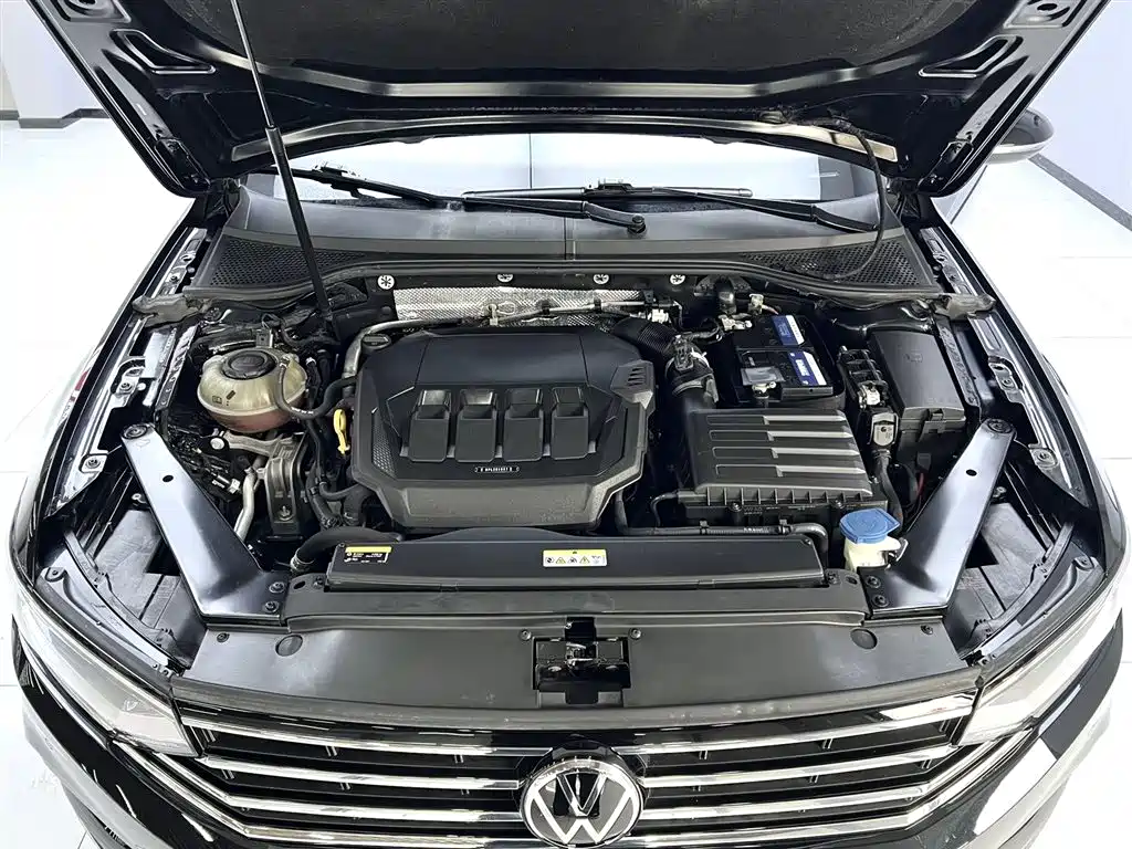 Magotan 2020 330TSI DSG luxury model купить на сайте DeffCars