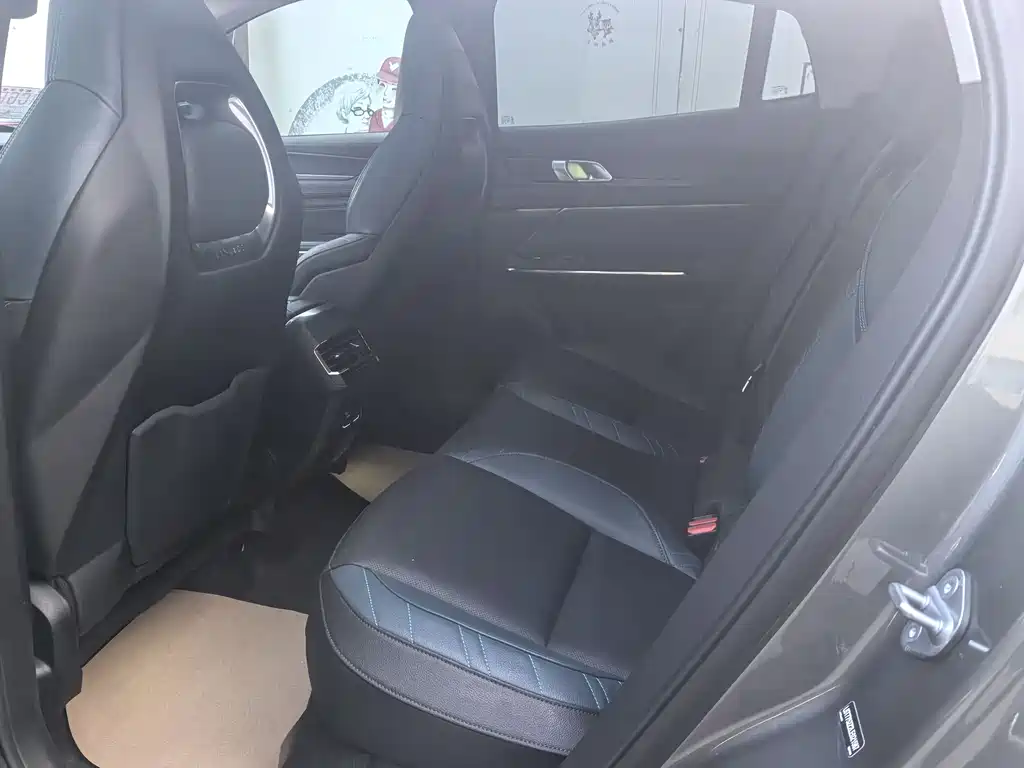 Lynk & Co 05 2020 2.0TD 2WD Yao Plus купить на сайте DeffCars