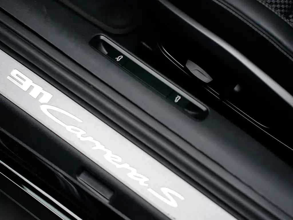 Porsche 911 2022 Carrera S 3.0T купить на сайте DeffCars