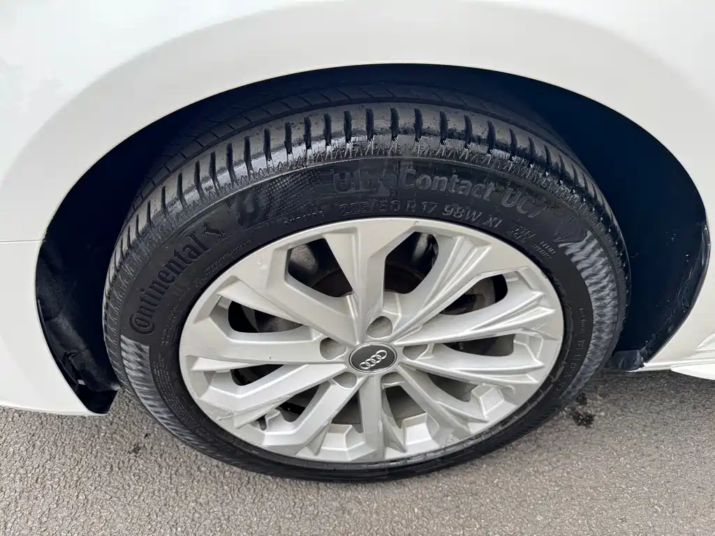 Audi A4L 2019 40 TFSI Enterprising National V купить на сайте DeffCars