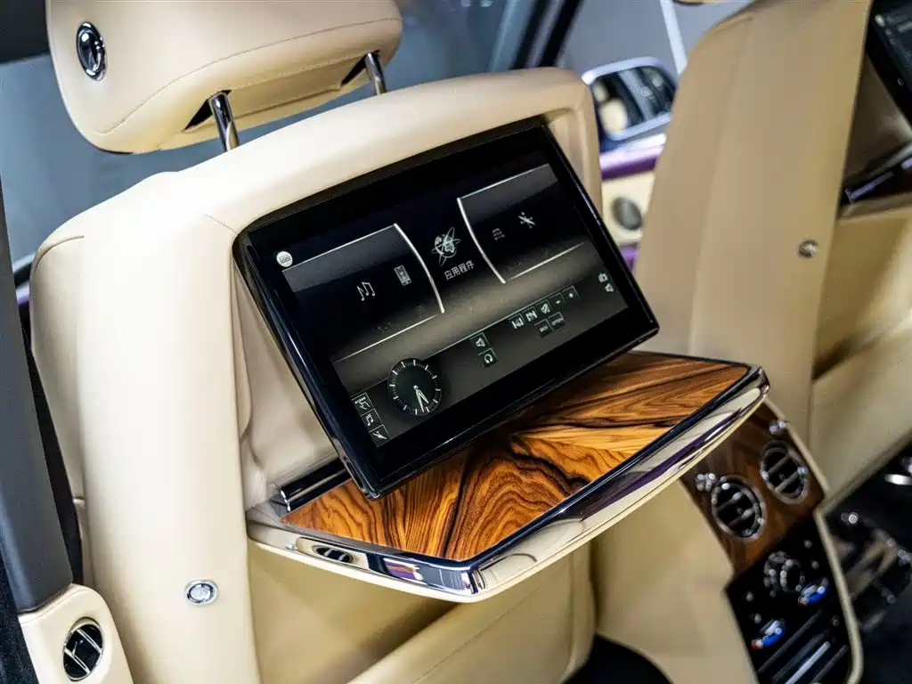 Cullinan 2018 four-seat version купить на сайте DeffCars