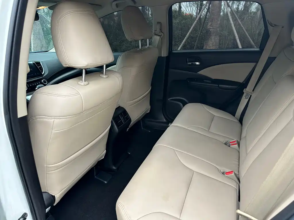 Honda CR-V 2016 2.0L two-wheel drive classic version купить на сайте DeffCars