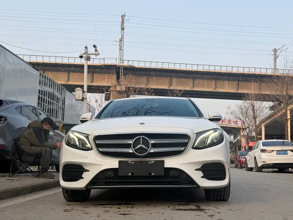 Mercedes-Benz E-Class 2019 E 260 L купить на сайте DeffCars