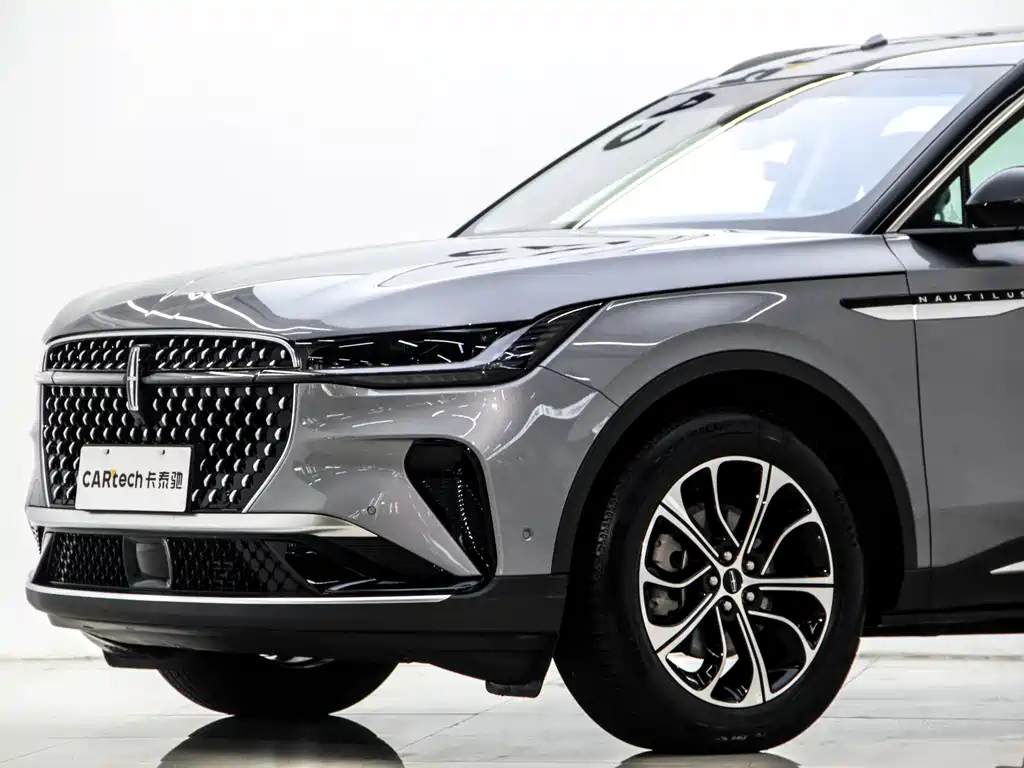 Voyager 2023 2.0T four-wheel drive premium version купить на сайте DeffCars
