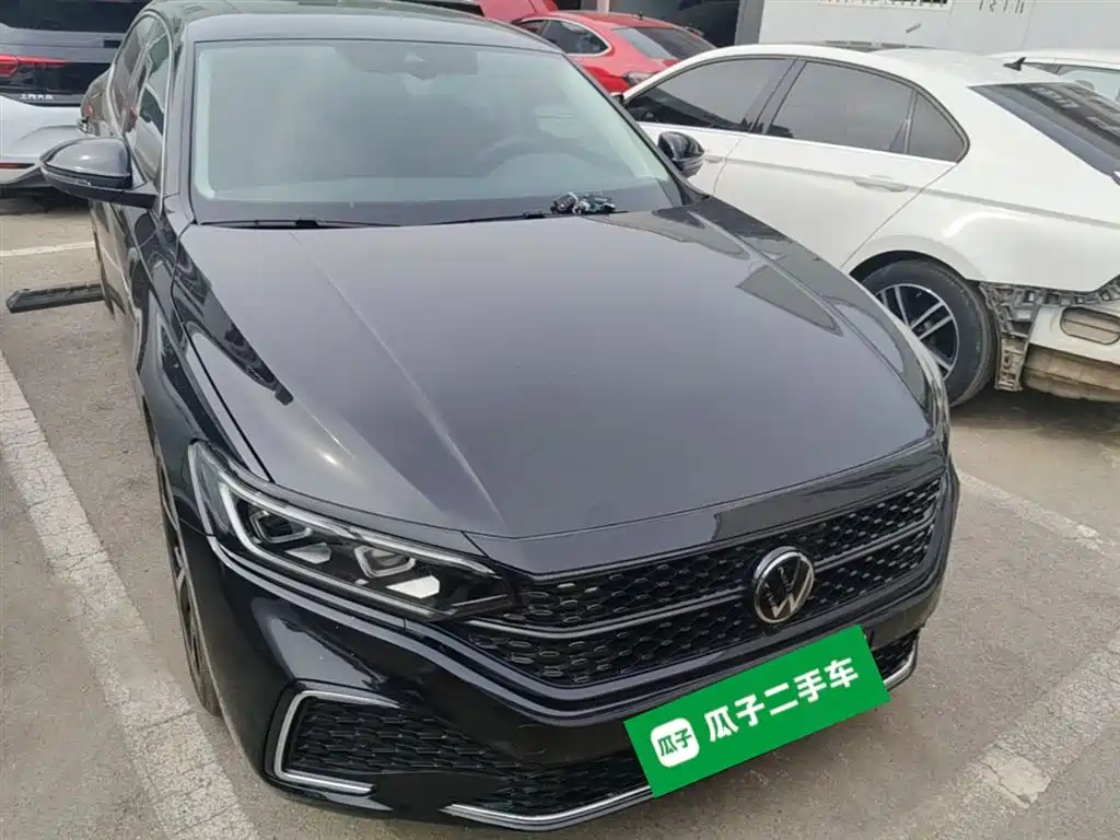 Passat 2025 Outstanding Model 380TSI Starry Sky Dragon Edition купить на сайте DeffCars