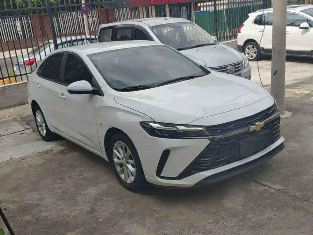 Cruze 2023 1.5L dual-clutch enjoyment version купить на сайте DeffCars