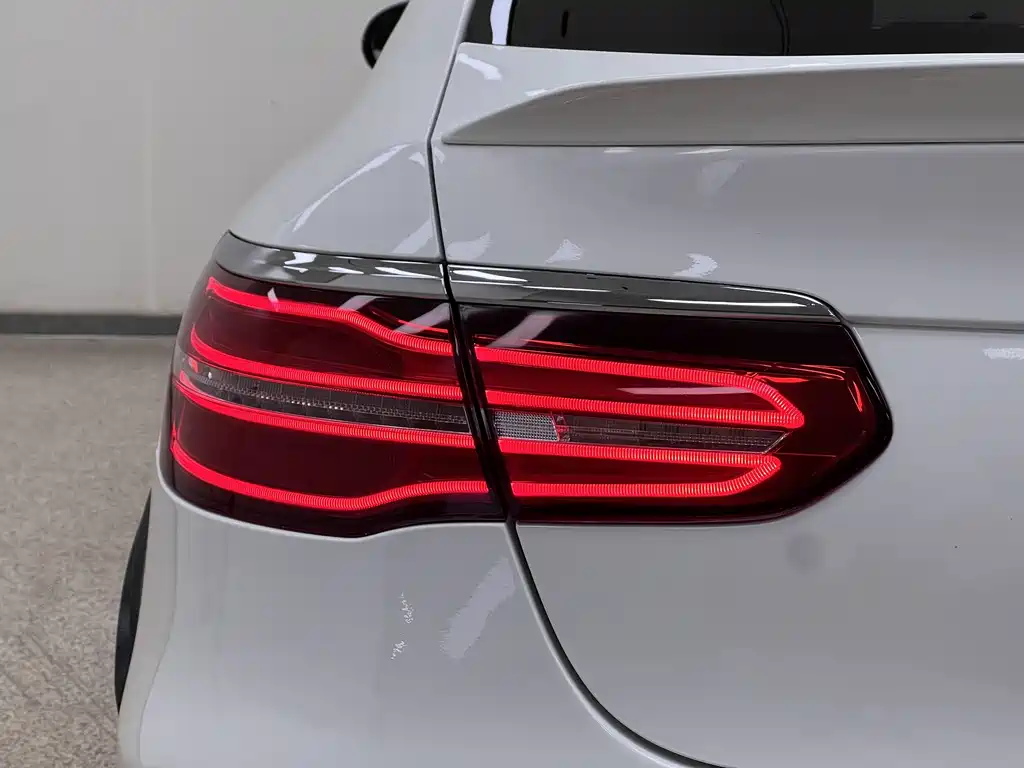 Mercedes-Benz GLC Coupe AMG 2017 AMG GLC 43 4MATIC Coupe SUV купить на сайте DeffCars