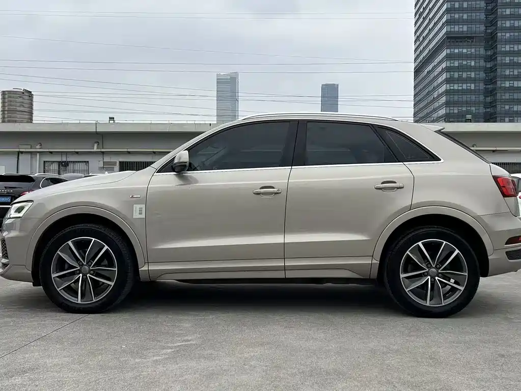 Audi Q3 2018 30th Anniversary Model 35 TFSI Sports купить на сайте DeffCars