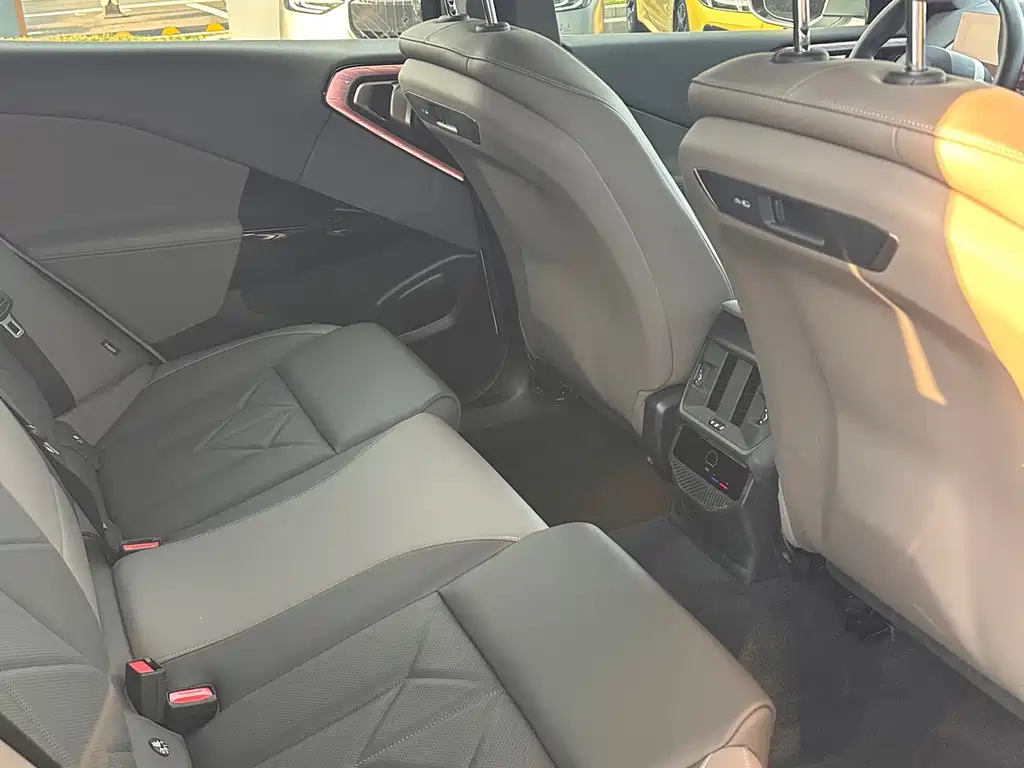 BMW X3 2025 xDrive30L Leading M Sports Package купить на сайте DeffCars