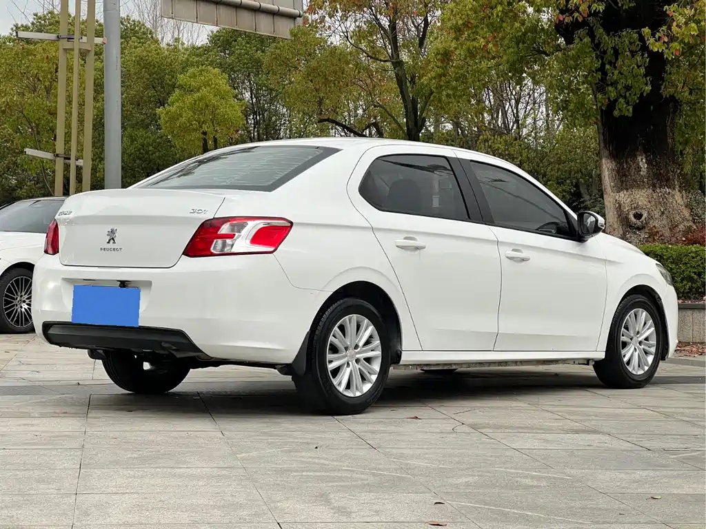 Peugeot 301 2016 1.6L automatic comfort version купить на сайте DeffCars