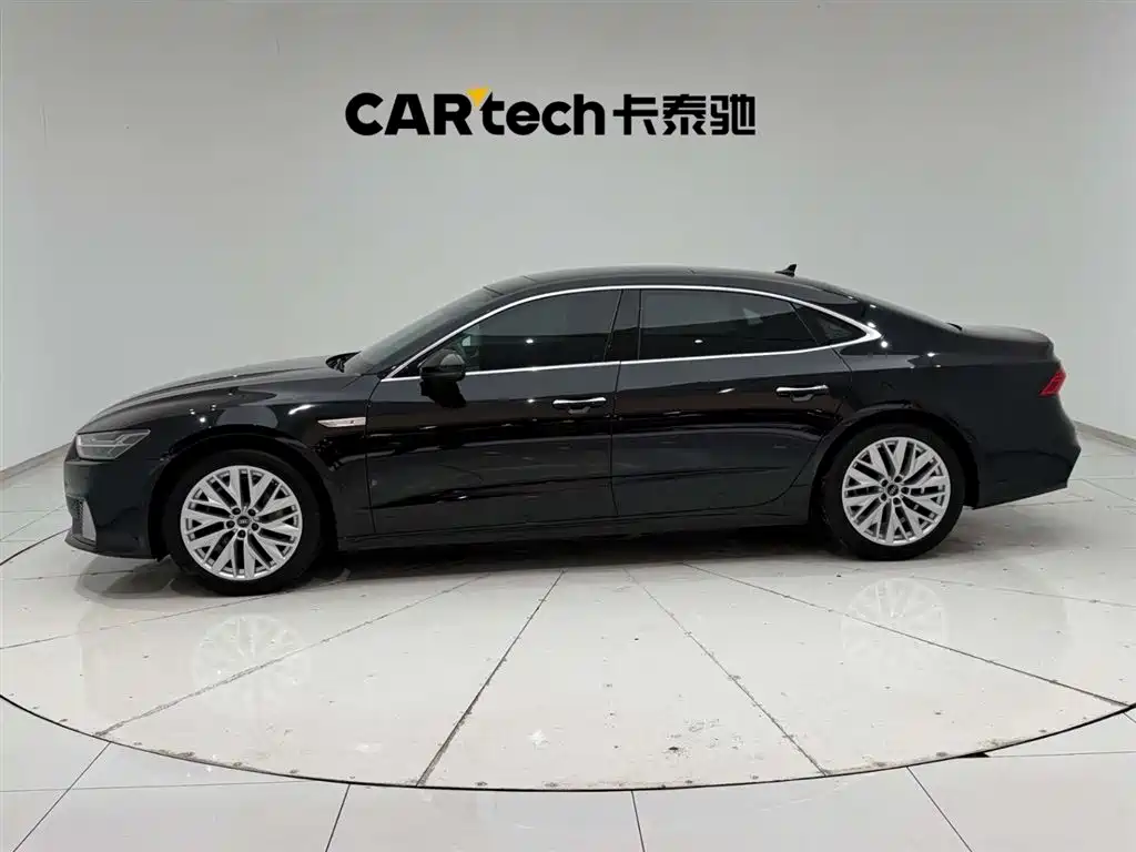 Audi A7L 2024 45TFSI S-line Dream Building Liquid Crystal Package купить на сайте DeffCars