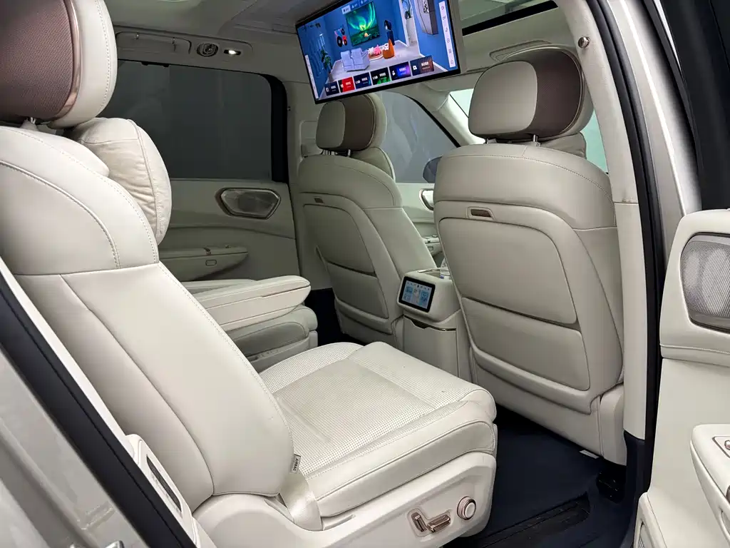 Lynk & Co 900 2025 2.0T Ultra купить на сайте DeffCars