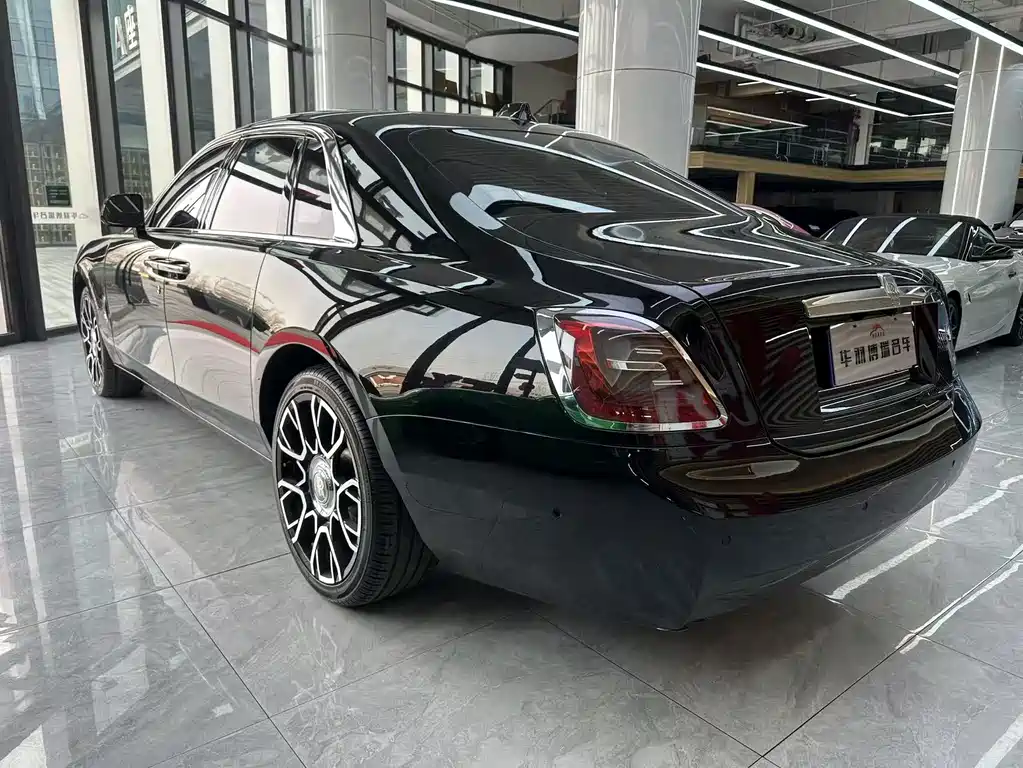 Ghost 2021 6.7T standard wheelbase version купить на сайте DeffCars