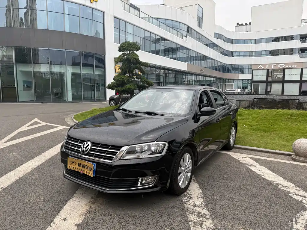 Lavida 2013 facelift classic 1.6L automatic comfort version купить на сайте DeffCars