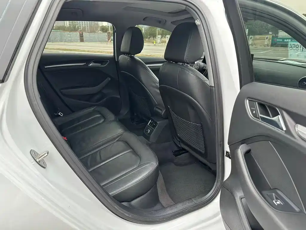 Audi A3 2019 Sportback 35 TFSI Fashion Type National VI купить на сайте DeffCars