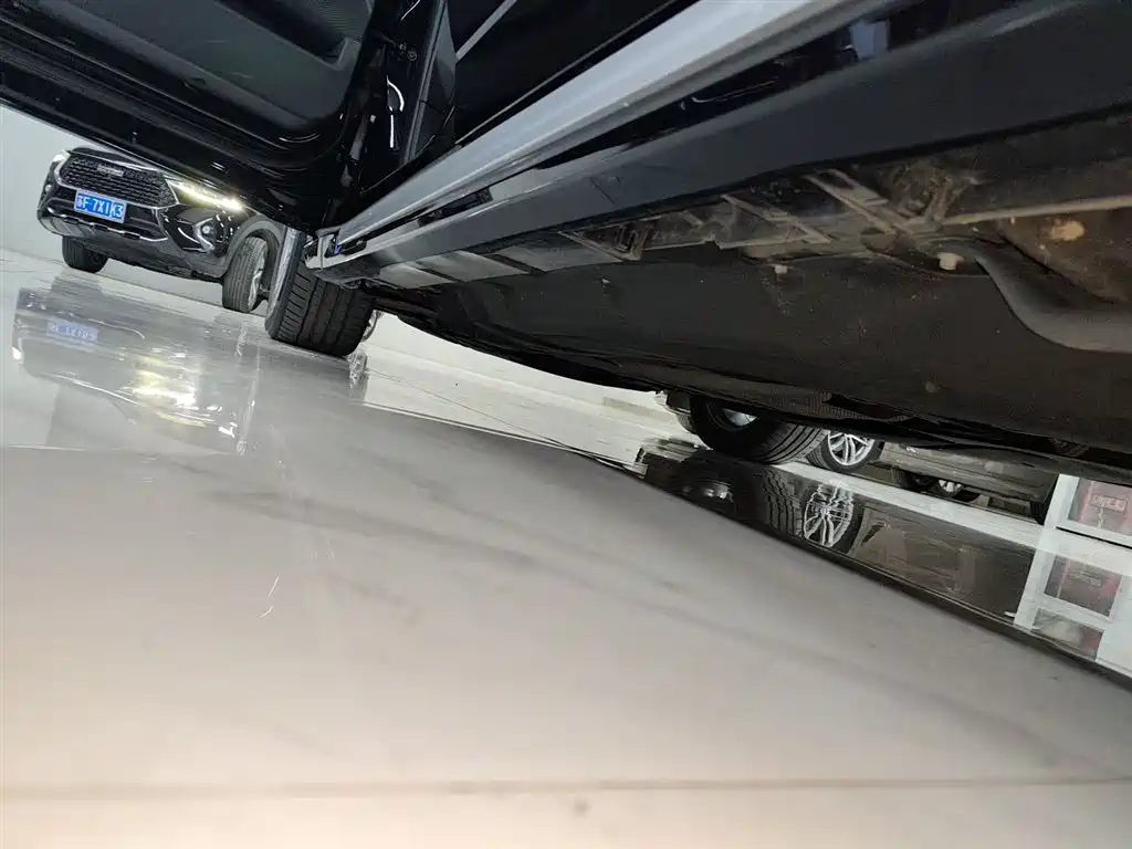 Mondeo 2023 EcoBoost 245 Luxury купить на сайте DeffCars