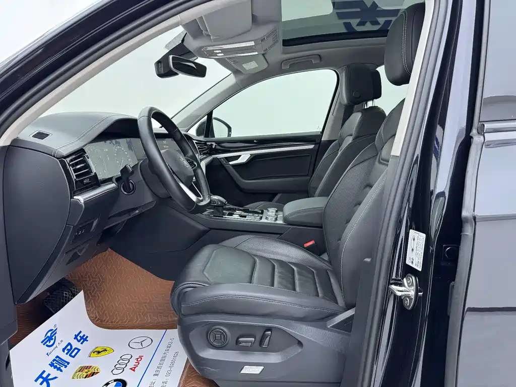 Touareg 2022 3.0TSI Ruixiang Edition Obsidian Sports Package купить на сайте DeffCars