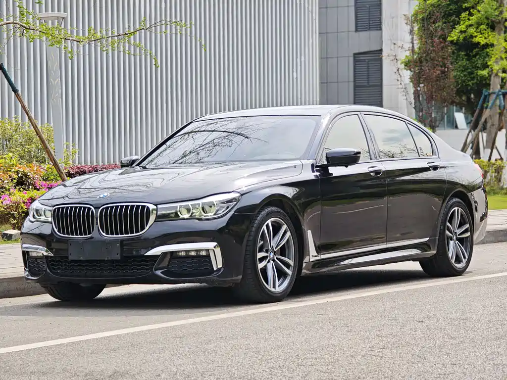 BMW 7 Series 2018 730Li Leading M Sports Package купить на сайте DeffCars