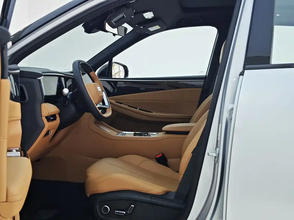 Galaxy L7 2025 EM-i 115km Discovery+ Edition купить на сайте DeffCars