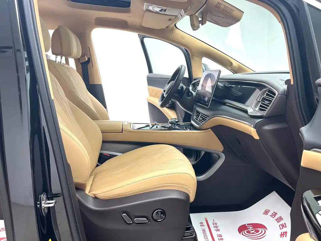 Denza D9 2025 DM-i smart driving version 1020 four-wheel drive flagship model купить на сайте DeffCars