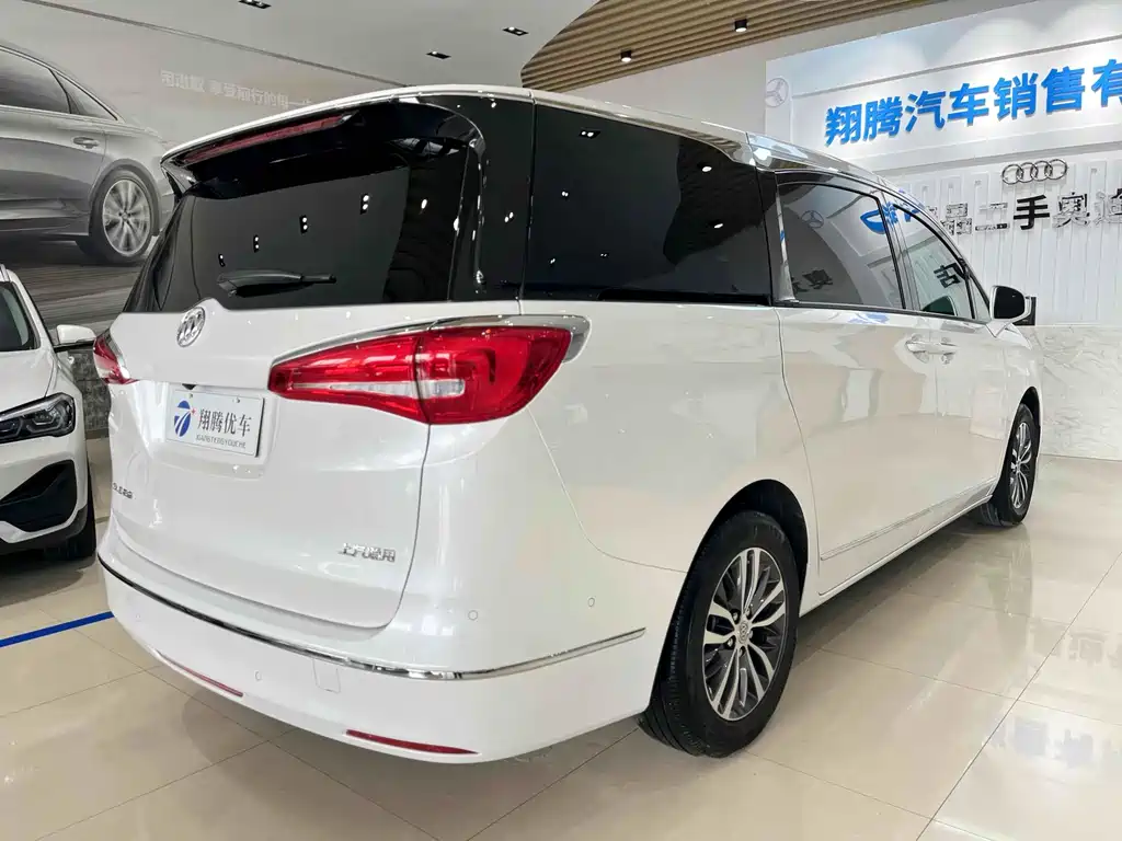 Buick GL8 2018 ES 28T luxury model National VI купить на сайте DeffCars