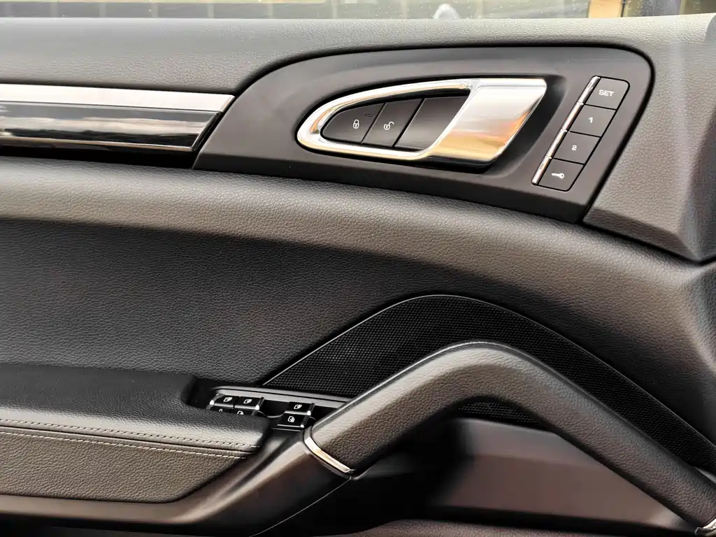 Cayenne 2015 3.0T купить на сайте DeffCars