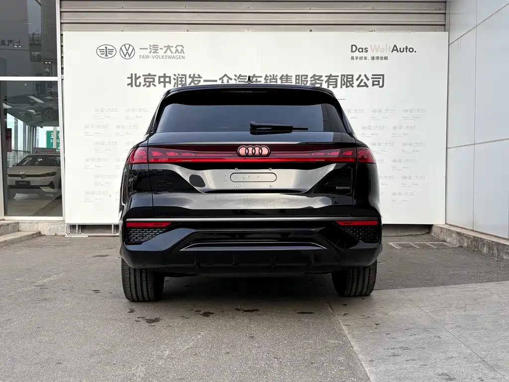 Audi Q6 2024 45 TFSI quattro Black Warrior Edition 6 seats купить на сайте DeffCars
