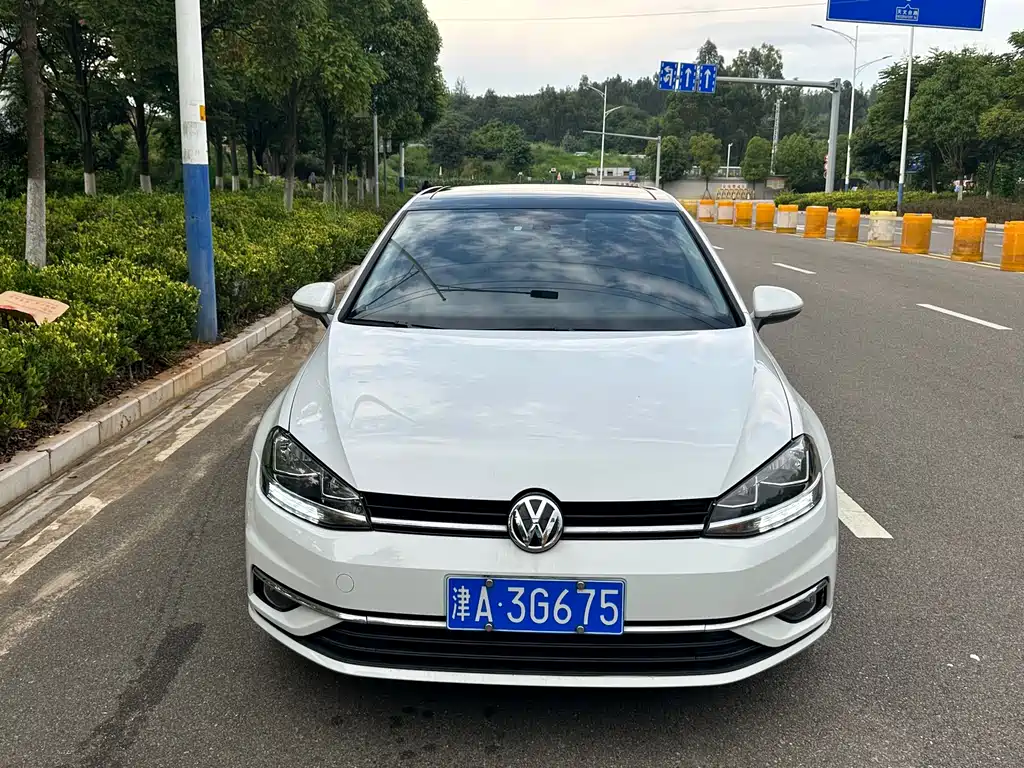 Golf 2020 Beloved Edition 280TSI DSG Comfort Type купить на сайте DeffCars