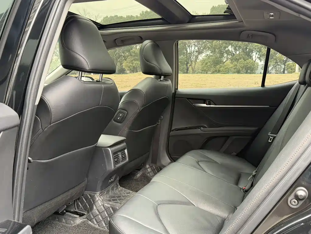 Camry 2019 2.5G Deluxe Edition National VI купить на сайте DeffCars