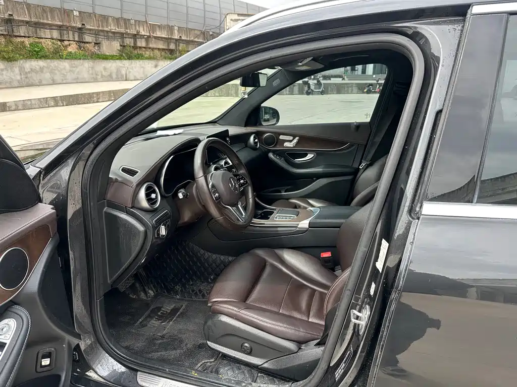 Mercedes-Benz GLC 2020 GLC 260 L 4MATIC luxury model купить на сайте DeffCars