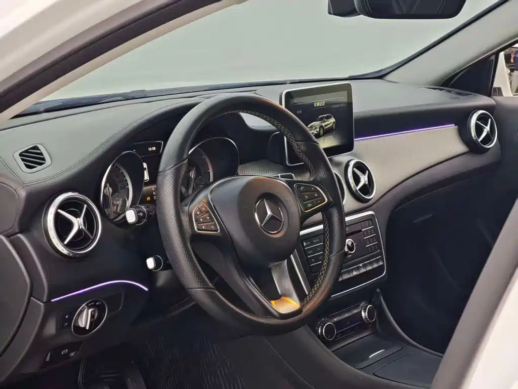 Mercedes-Benz GLA 2016 GLA 220 4MATIC luxury model купить на сайте DeffCars