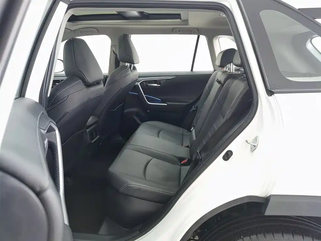 Wilanda 2023 Dual Engine 2.5L E-CVT Two-wheel Drive Luxury PLUS Edition купить на сайте DeffCars