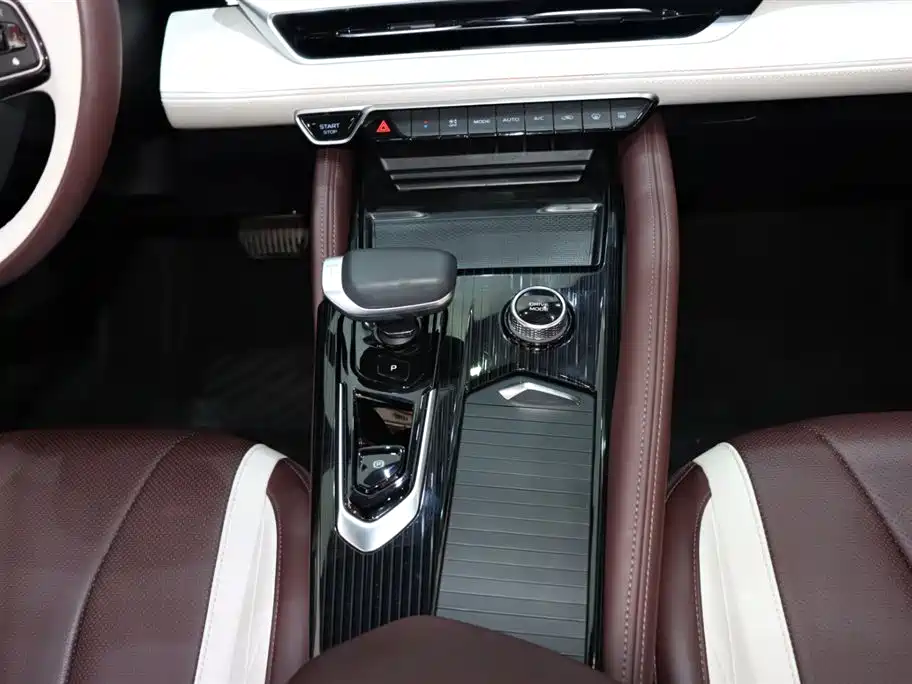 Xingyue L 2023 2.0TD high-power automatic two-wheel drive flagship model купить на сайте DeffCars